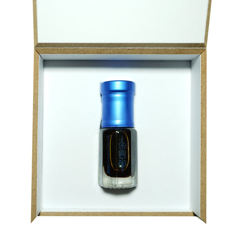 White Smoke Musk Ajeeb – Deep. Herbal. Enigmatic