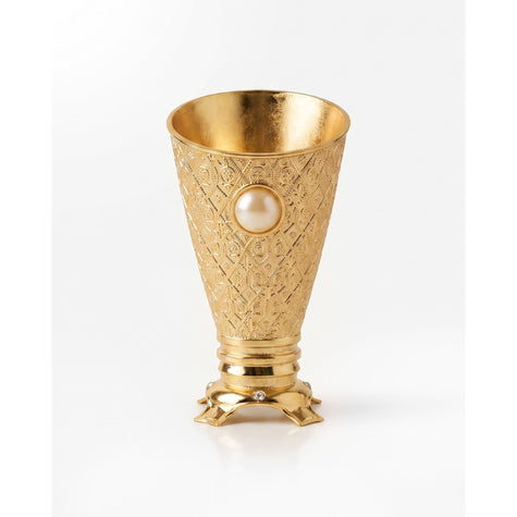 White Smoke Pearl Majesty Gold-Finish with Pearl-Style Accent – Luxurious. Ornamental. Refined